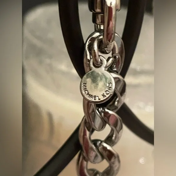 Michael Kors Silver Logo Keychain - Picture 2 of 2